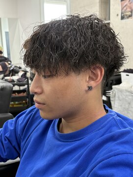 レボ 神宮寺店(Revo) マッシュベースに。ツイストスパイラルパーマ