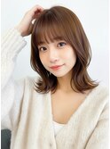 髪質改善カラーくびれミディアムレイヤーカットアッシュ夏カラー