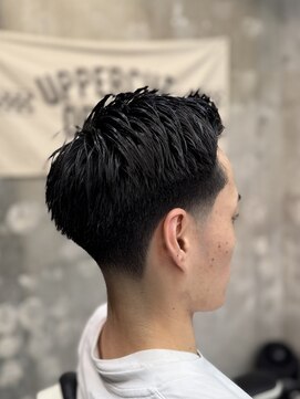 フランクス バーバー ウエストトウキョウ 吉祥寺店(FRANK’S BARBER WEST TOKYO) 波巻きツイストスパイラルリバースセンターパートパH