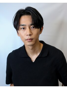 アイランド(I-LAND) 黒髪センターパート