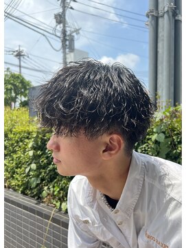 アイズ 海老名(AIZU) ツイストスパイラルパーマ　波巻きスパイラルパーマ