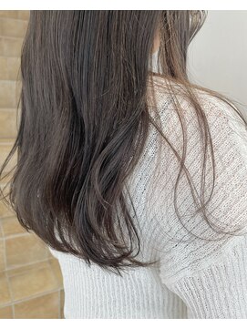 バズ(BUZZ) 柔らかグレージュ