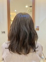 エムスリーヘアー 西千葉店(Mlll HAIR)&nbsp;20.30.40.50代にオススメ 大人アッシュベージュカラーミディアム