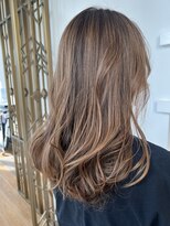 プラスシー(+C)&nbsp;繊細な大人ハイライト/30代/40代/福岡地毛にハイライト/ベージュ