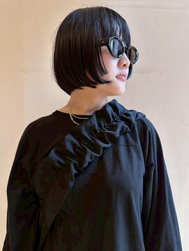 ヴヴ(Bub) 姫カットレイヤー 顔周りカット ミニボブ 黒髪 艶トリートメント