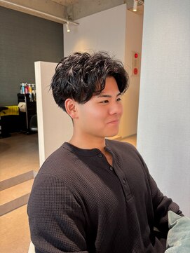 アム(amu) ふんわりパーマスタイル