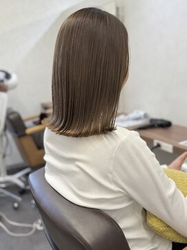 ◆◇白髪も溶け込むベージュカラー切りっぱなしミディアム◇◆