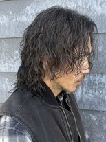 ヒュイル バイ ニアウ(Hwyl by Niau) MEN’S HAIR/波巻きツイストスパイラル/リバースセンターパート