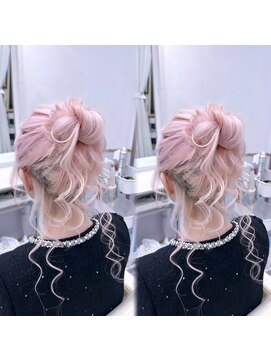 ヘアセットアリエス(aries) 毛先出しお団子