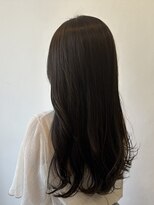 ハロウ&nbsp;大人女性に似合うロングレイヤー×透明感グレージュ