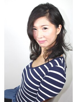 アビリティ ヘアー(ability hair) abilityhair大人女性にオススメ！セミロングサイドパートレイヤ