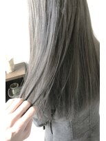 トムキャット(TOM CAT)&nbsp;グレージュ×ブリーチ×透明感