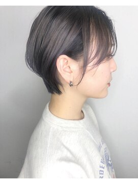 ラグナ(LAGUNA) ハンサムショート×ケアブリーチ×パールグレー