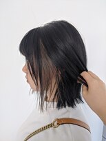 ソアヘアー(Soar hair)&nbsp;【Soar】アディクシーカラー×切りっぱなしボブ×インナーカラー