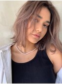 シアベージュ