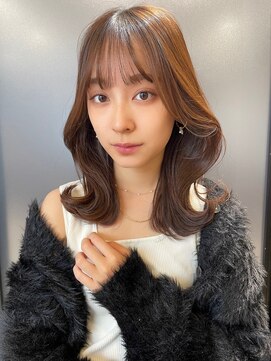 アイヴィ 表参道(IVY) 顔まわりカット＊くびれミディアム【肥田亜沙美】表参道