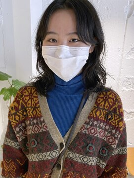 コフィー バイ メルト 吉祥寺(cofy by melt) 【三ツ井純】センターパート ゆるめパーマ アンニュイカール