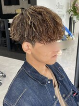 〈ハイライト×ツイストスパイラルパーマ〉【大宮/ハイライト/メンズメッシュ/メンズパーマ/学割U24/眉毛】