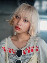 ライラ(Lyla)&nbsp;グランジガーリー　プツッと切りっぱなしホワイトボブ　下北沢