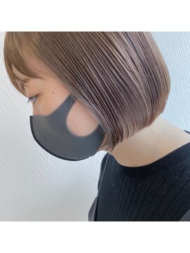 ビューティア (Beautear) ミニボブ