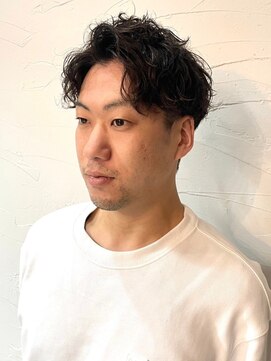 ディスイズバーバーセカンド(THIS IS BARBER 2nd) 波巻きパーマ　サイドアップ　束感スタイリング　アップバング