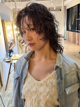 ビハインドザカーテン(BEHIND THE CURTAIN) ウルフパーマ×ボブルフパーマ×レイヤーパーマ×ウェットヘア