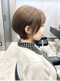 40代50代60代耳かけショート前髪なしハンサムショート白髪ぼかし