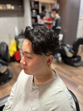 グロウヘアワークス(grow hair works) スキンフェード×ツーブロック