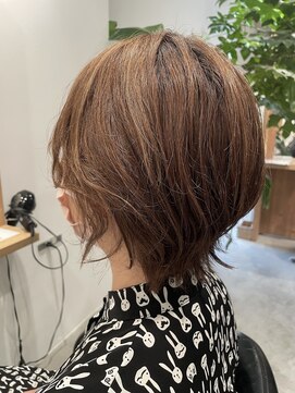 ファンビリ(Fambilly) 外ハネスタイル