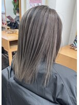 サラ HAIR&MAKE SALA 相模大塚店 白髪ぼかしハイライト シャドウルーツ