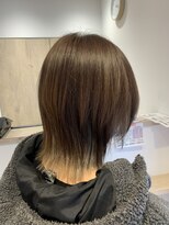 ルルバイアズール 草加店(LULU by azule)&nbsp;インナーカラー，グレージュ，ウルフカット【草加】