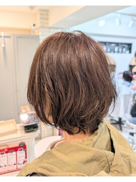 メモリーズ 銀座(Memories) ワンカールふんわりボブ