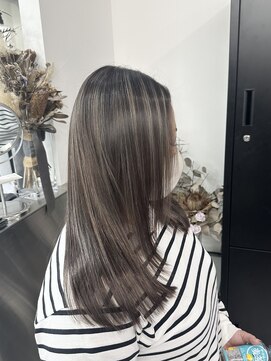 コントラストハイライト