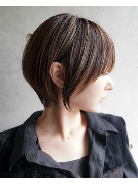 カライングドゥ(ing deux) 大人可愛い20代30代40代黒髪前下がりショートボブ丸みショート◎