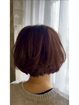 アム(AMU) 大人のゆるふわボブパーマ