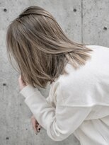 アル あびこ(aru.) 【白髪ぼかし】コントラストハイライトで作る大人の褒められ美髪