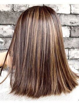 ラヴィエール(LAVIERE by R-EVOLUT) special highlight×ラテカラー　店長　柿本翔一朗