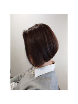 パインズループ(PINES LOOP) 前下ボブ