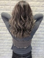 美容室もぜか堂 【もぜか堂】フォギーベージュ×ハイライト×無造作ウェーブ