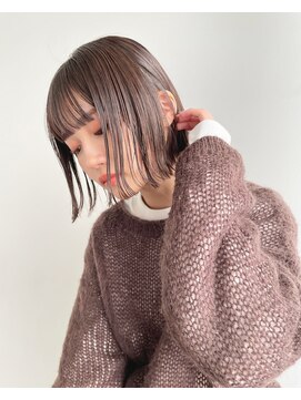 トレス(TRESS) 外ハネレイヤー　くびれボブ　ブラウンカラー