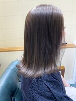 モカヘアー(mocha hair)&nbsp;ミディアムボブ/オリーブグレージュ/ワンブリーチカラー