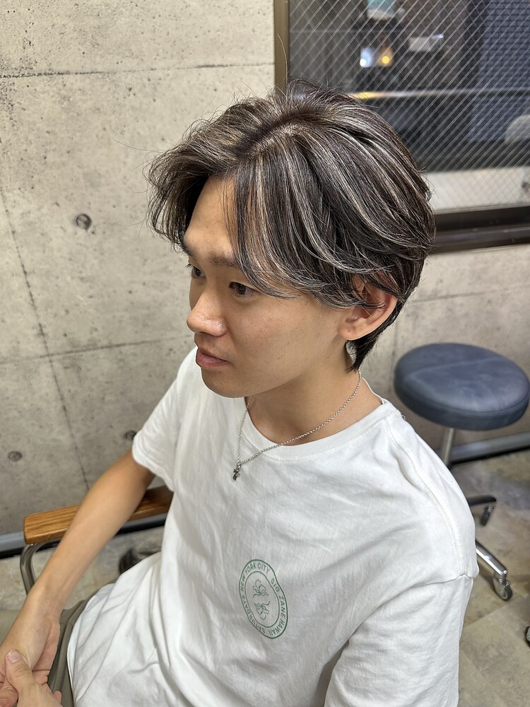 MASAKI】センターパートハイライト：L207336461｜モロウ(MORROW)のヘア 