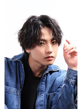 ネイビー(NAVY) ツイストスパイラル センターパート 襟足あり