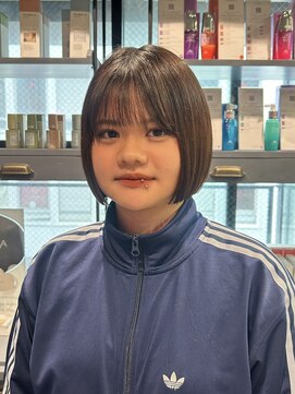 スタイル スマート サロン(STYLE smart salon) 個性的前上がりぱつっとミニボブ【ことこ
