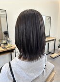 ミディアム 外ハネ ダークアッシュ