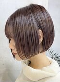 天神ショートボブヘアショートカットボブ前下がりボブ前髪なし