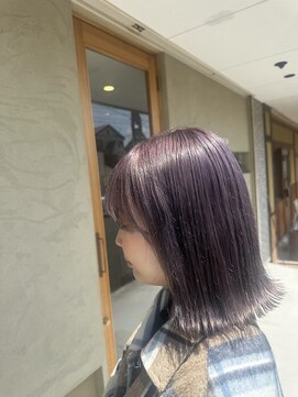 スリー(THREE) 透明感/ラベンダー/外ハネボブ/美髪/蟹江