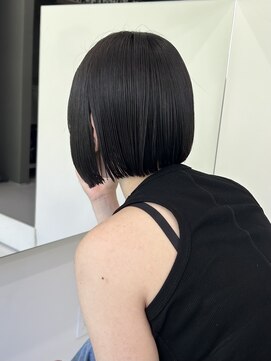 サイ(sai) 前髪/アンブレラカラー/こなれミディ/イメチェン/ウェーブパーマ