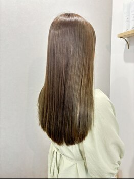 最高級のカシミヤケラチンを高濃度配合したトリートメント◎髪の内部から潤い・ツヤのある美髪が叶います♪