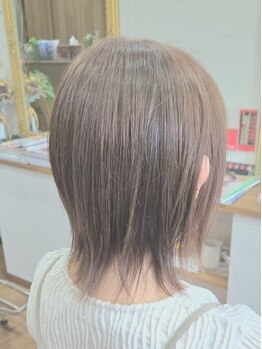 フィカス(Ficus)の写真/髪質やクセを活かし、カットをするから、仕上がりのモチが断然違う！時間が経っても納まりの良さ◎